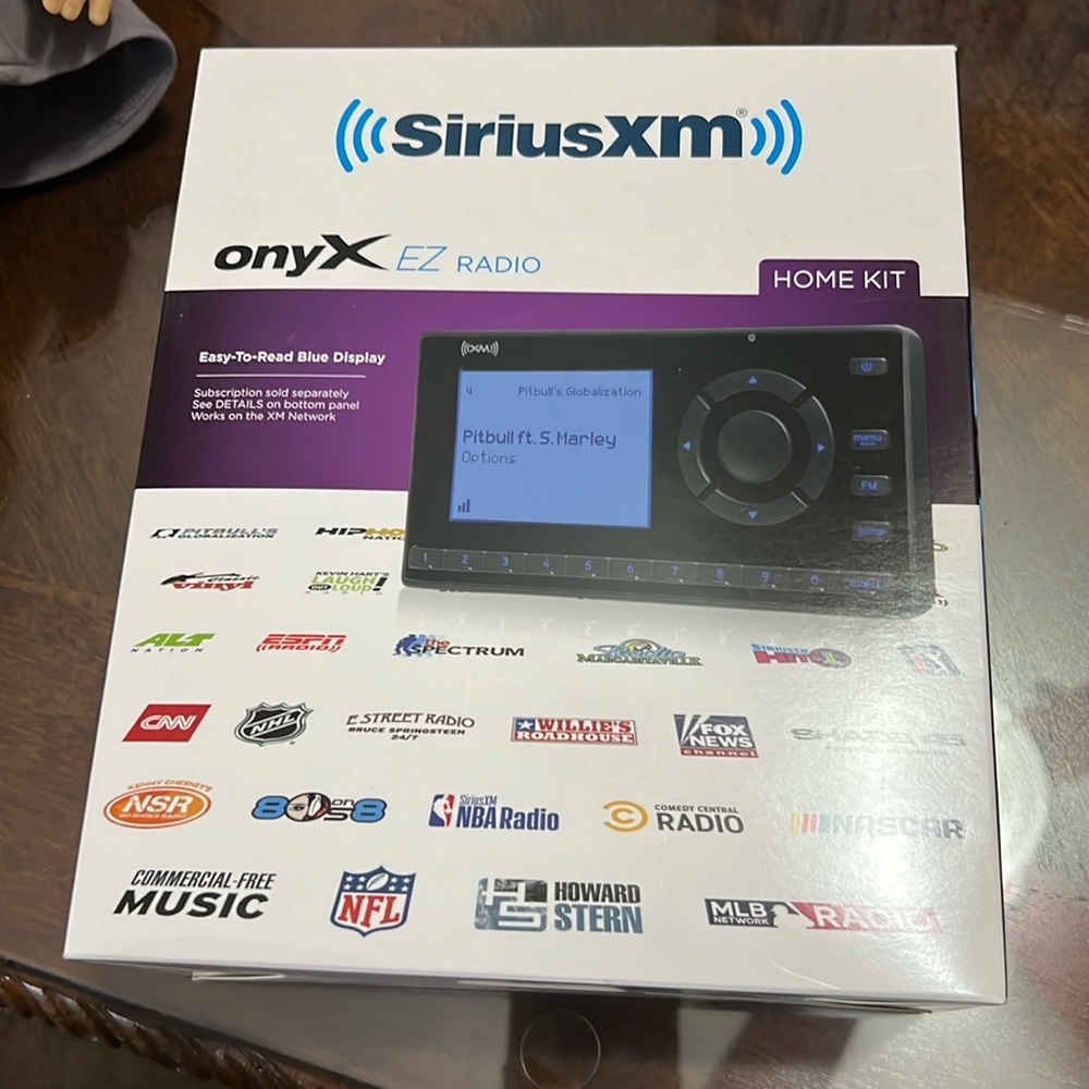NEW IN BOX! SiriusXM Satellite Radio Home Kit